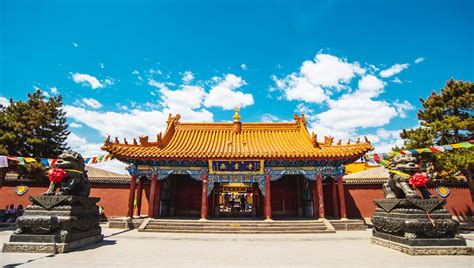 ¡Sumérgete en la Historia y la Belleza del Templo Dazhao en Hohhot!